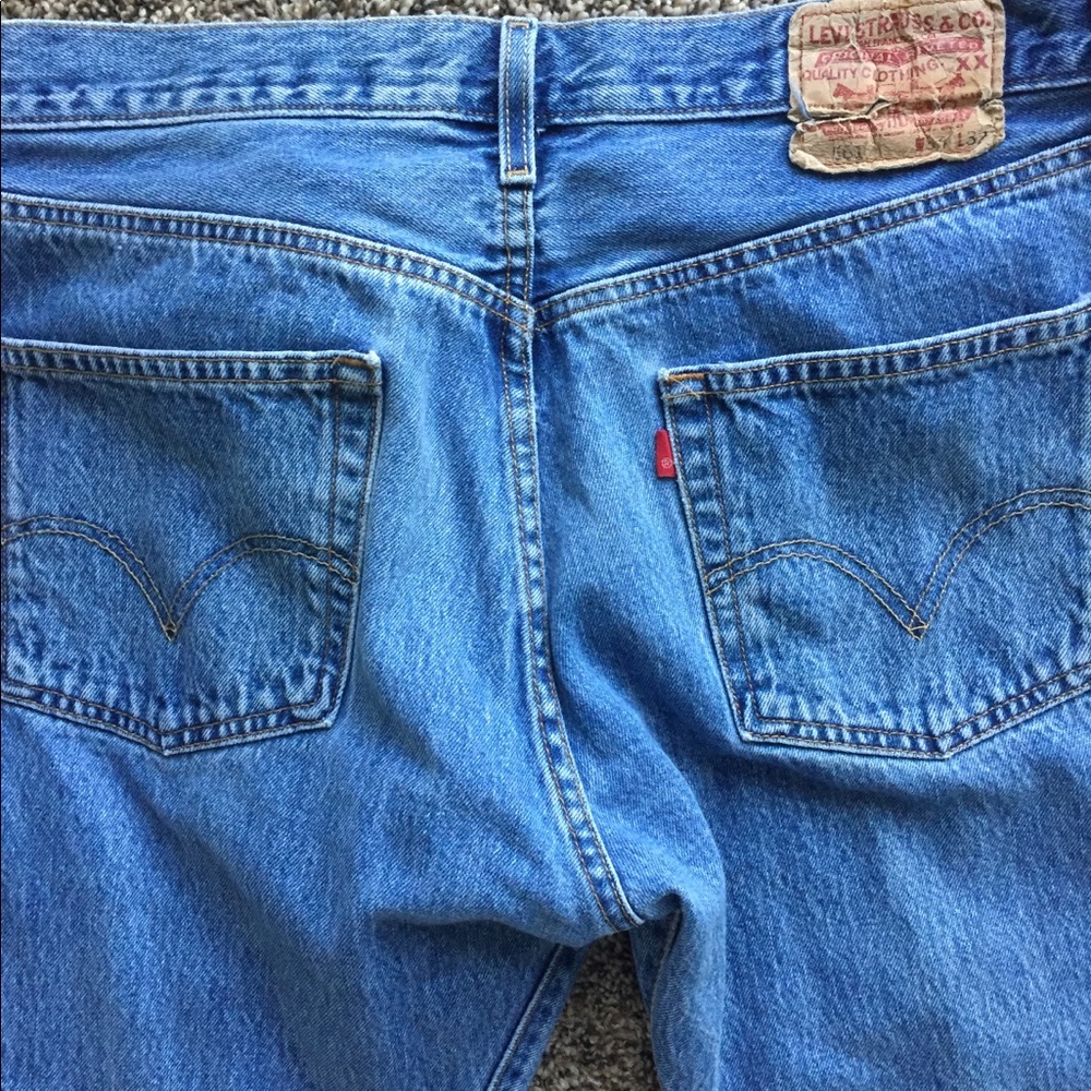 Levi’s original 501’s red tag
